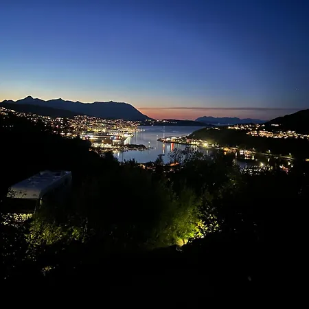 Harstad, Seasons * 哈尔斯塔