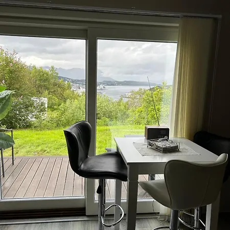 Harstad, Seasons * Harstad