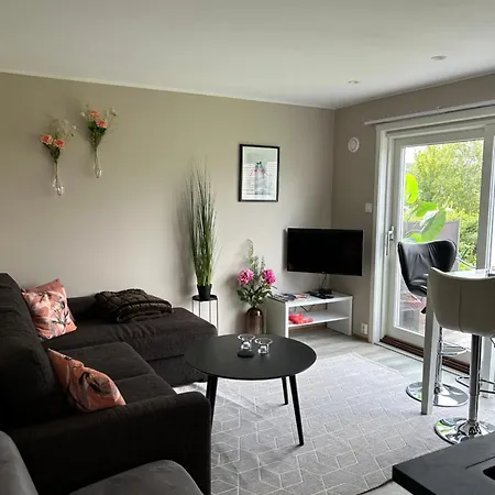 Harstad, Seasons Apartamento *